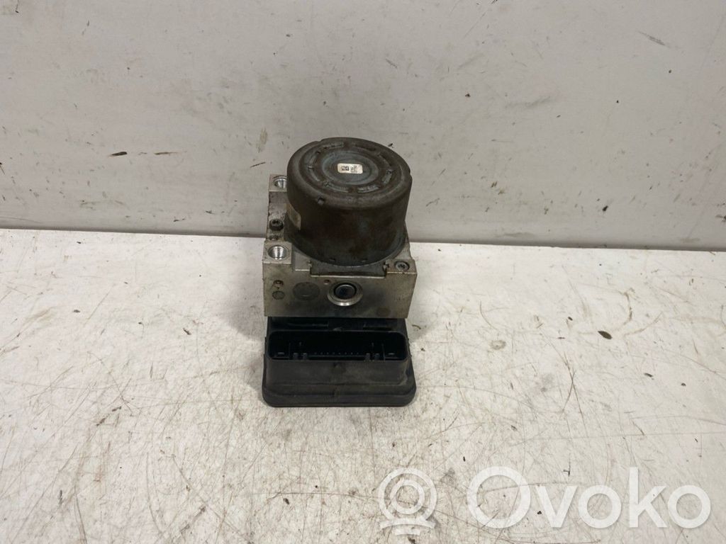 BMW i3 ABS bloks 