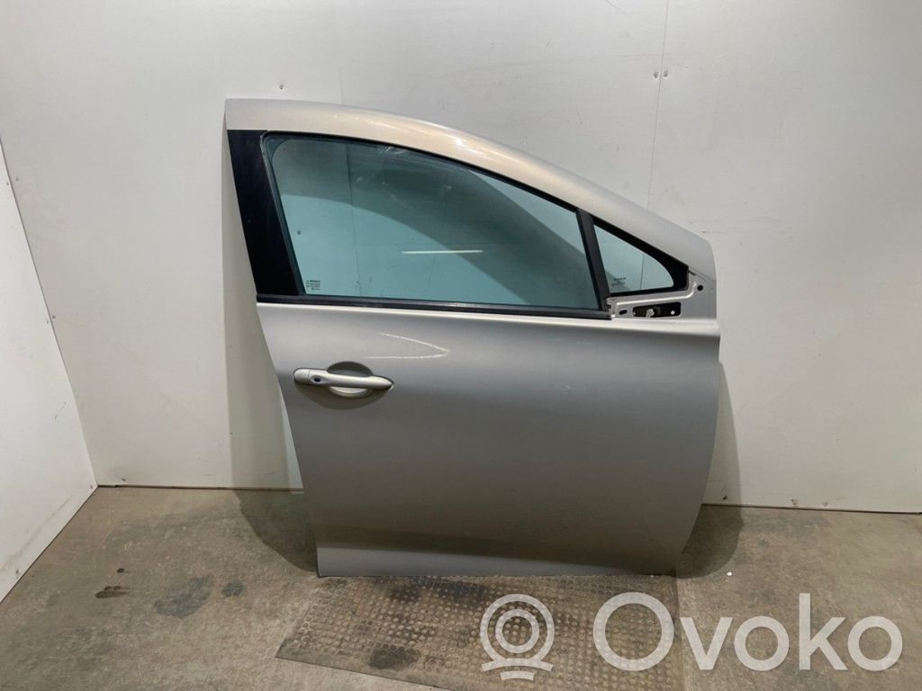 Renault Zoe Дверь 