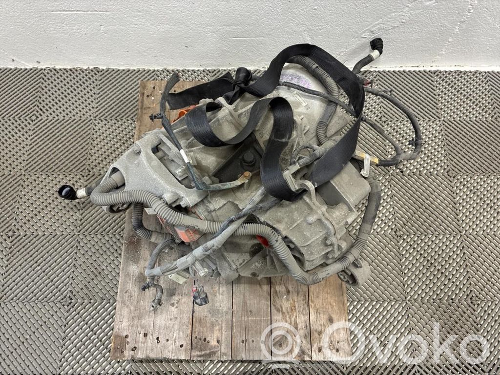 Tesla Model 3 motor de coche eléctrico 