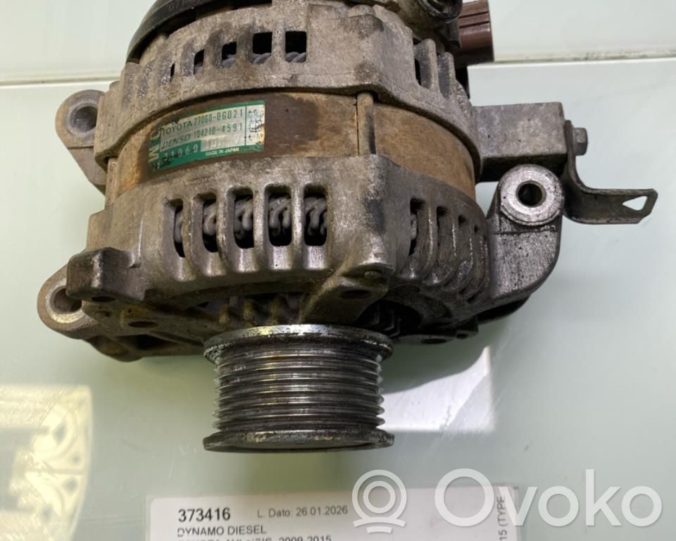 Toyota Avensis T270 Generator/alternator 