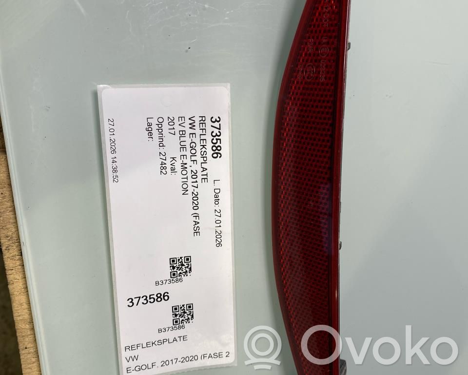 Volkswagen e-Golf Takaluukun koristelista 