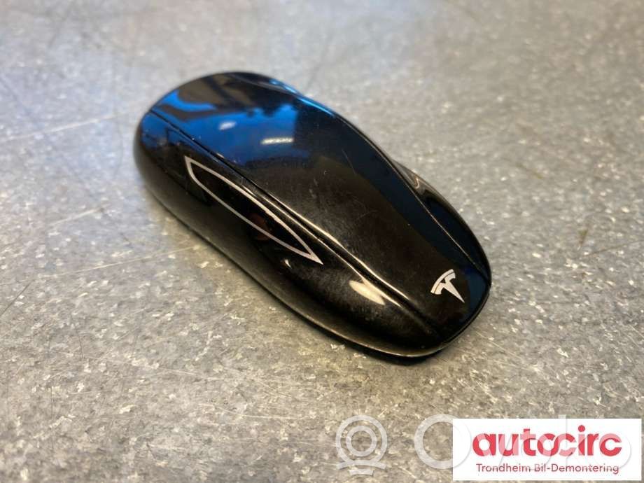 Tesla Model S Ignition key/card 