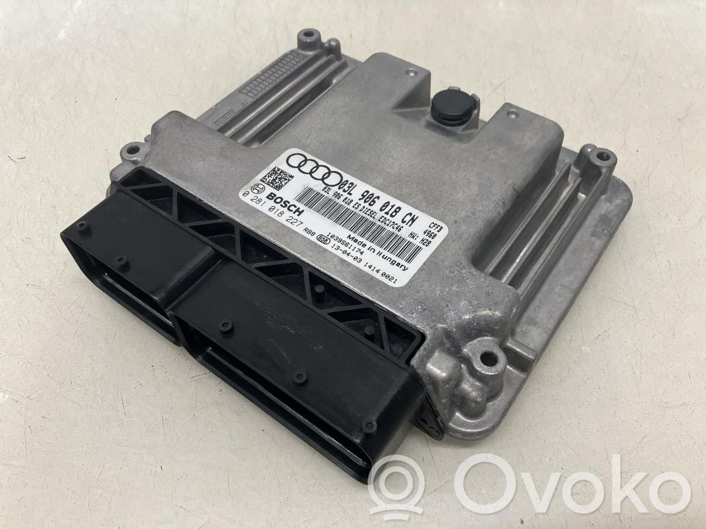 Audi Q3 8U Centralina/modulo motore ECU 