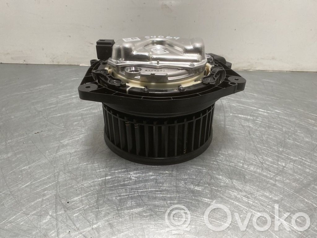 BMW i4 Ventilator aerotermă 