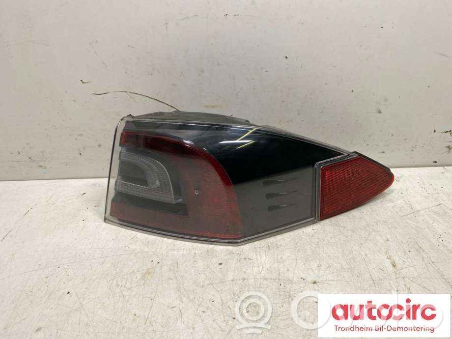 Tesla Model S Takavalot 