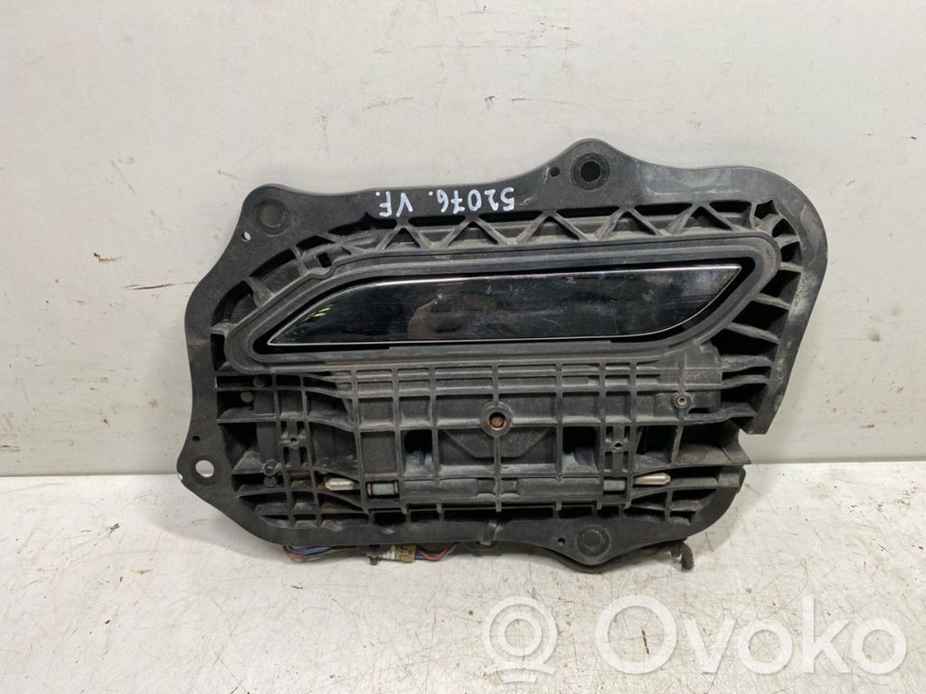 Tesla Model S Manecilla externa puerta delantera 