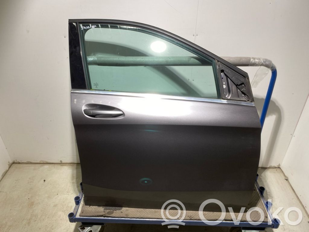 Mercedes-Benz B W246 W242 Puerta delantera 
