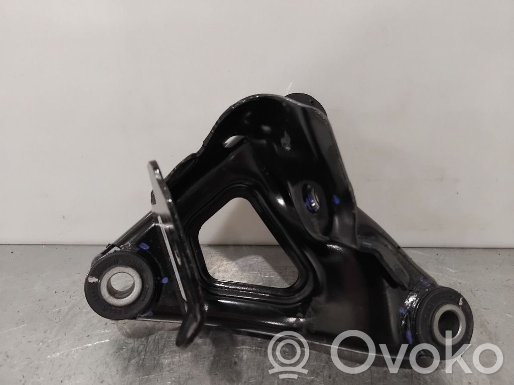 Engine mount bracket   111023200C,111023300C,111023300C,111023200C,111023300C
