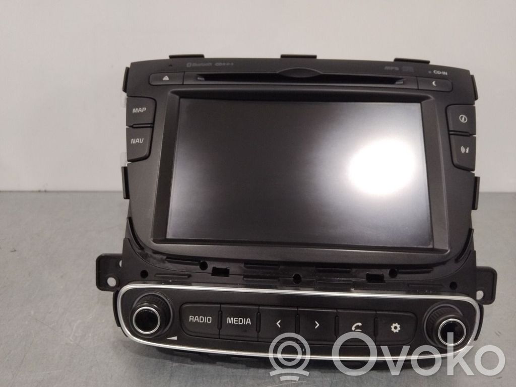 KIA Sorento Panel / Radioodtwarzacz CD/DVD/GPS 