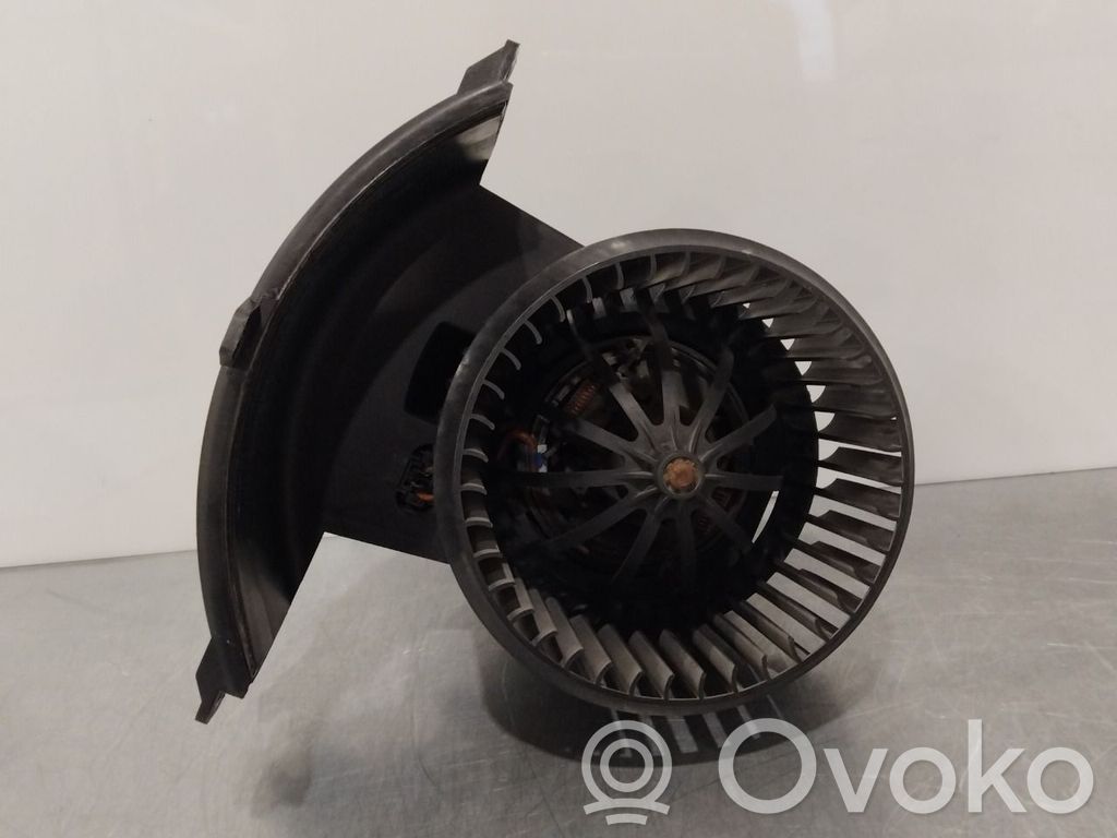 Volkswagen Transporter - Caravelle T5 Ventilator aerotermă