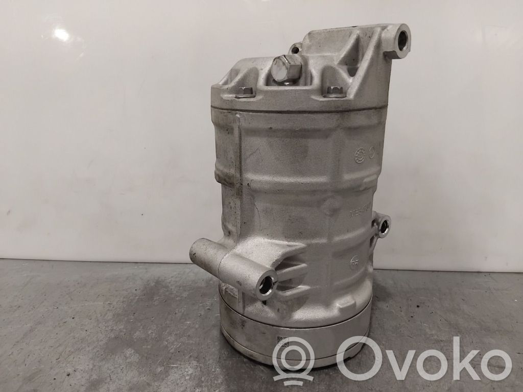 Volvo EX30 Air conditioning (A/C) compressor (pump) 