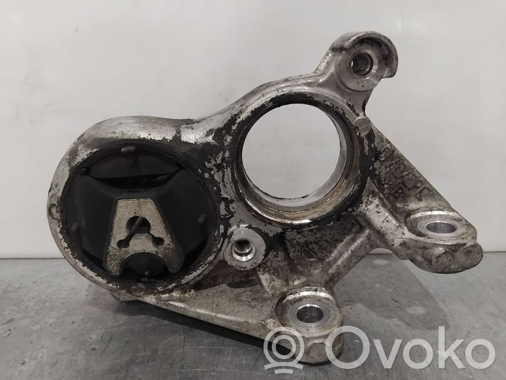 Peugeot 308 Engine mount bracket 