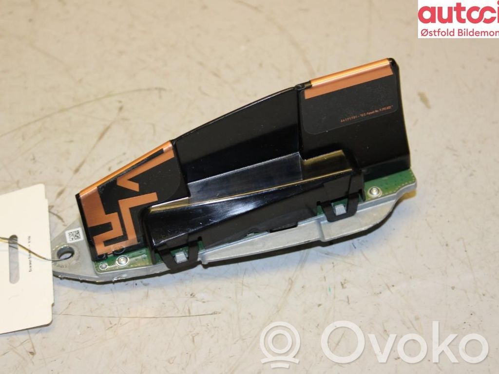 GPS Antenne   65206826326,65206826326