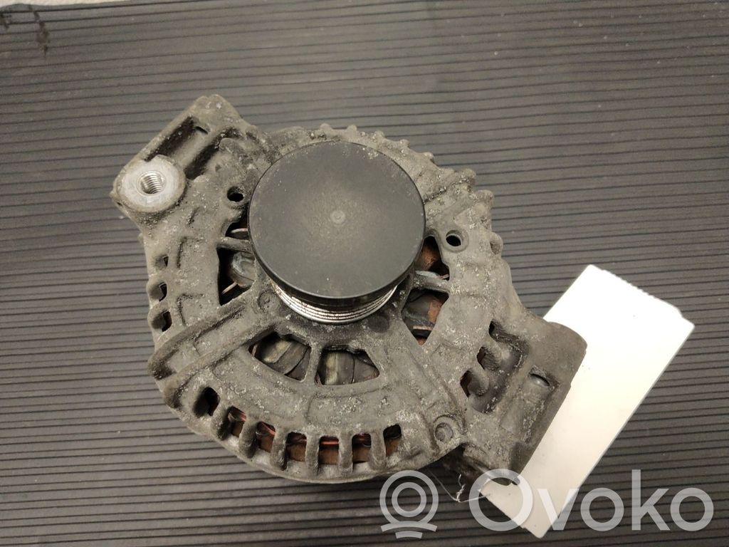 BMW 1 E81 E87 Ģenerators 