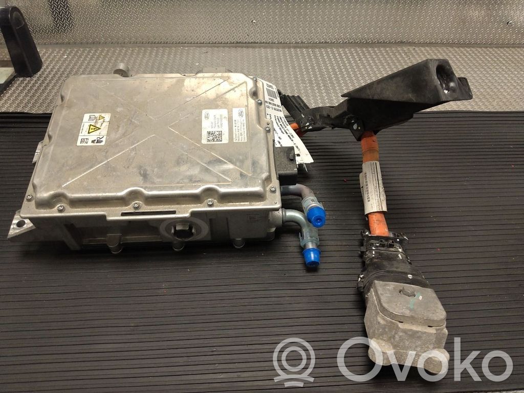 Inversor/convertidor de voltaje   2710539,LJ987P425BD,LJ987P425BD,2710539,LJ987P425BD,SVLJ987B012AD