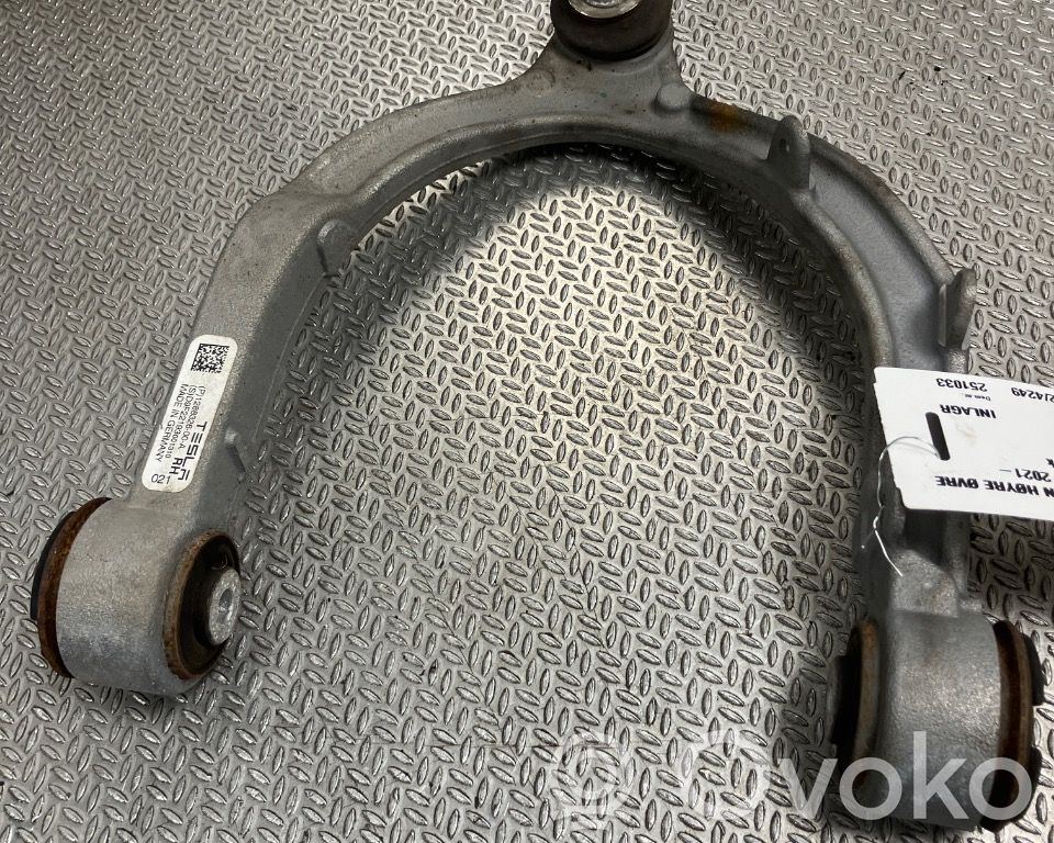 Tesla Model Y Рычаг 