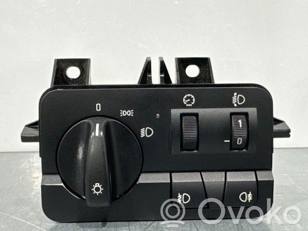 Light switch   61319133015,6923479,6923479,61319133015,6923479