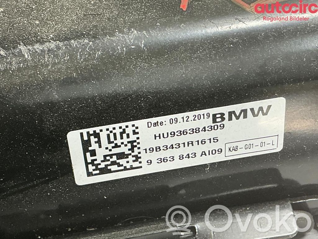 BMW X3 G01 Polviturvatyyny