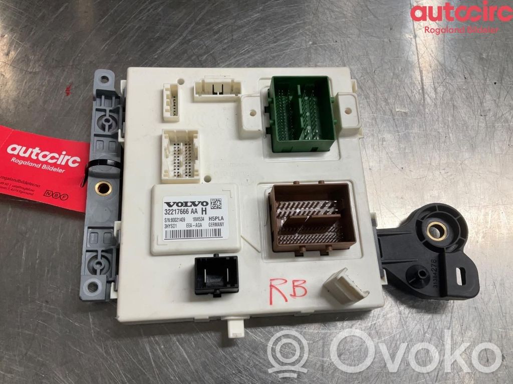 Volvo S90, V90 Module de contrôle carrosserie centrale 