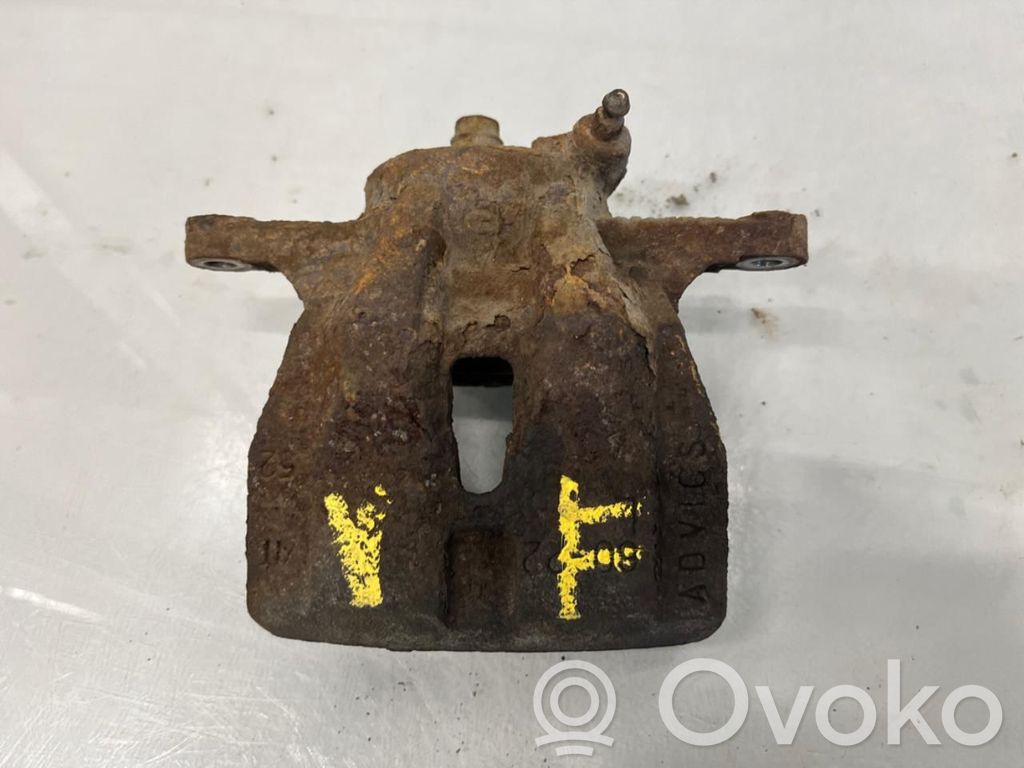 Toyota Urban Cruiser (XP110) Front brake caliper 