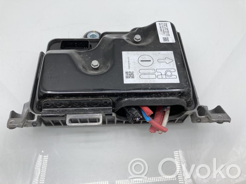 Tesla Model 3 Sonstige Steuergeräte / Module 