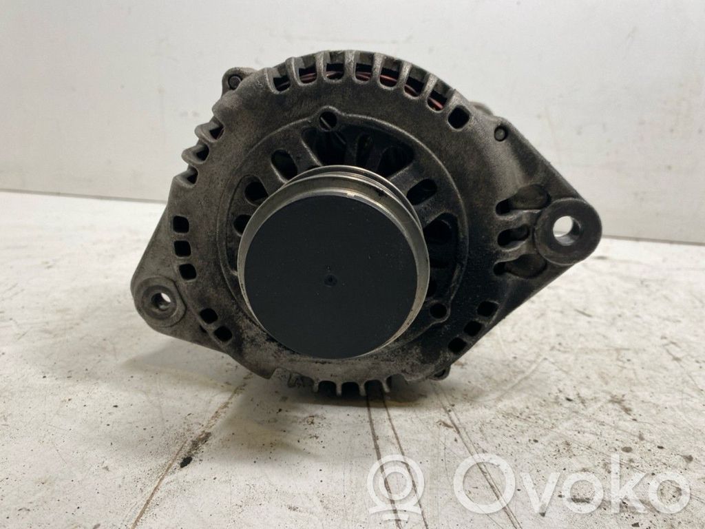 Opel Astra H Alternator 