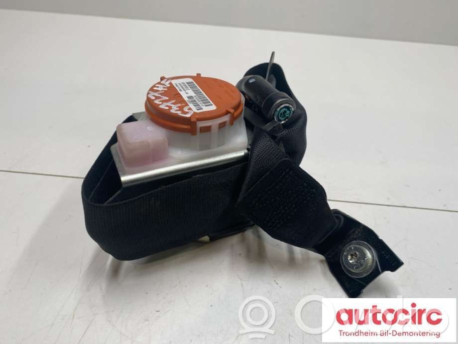 Mercedes-Benz EQA Cinturón delantero 