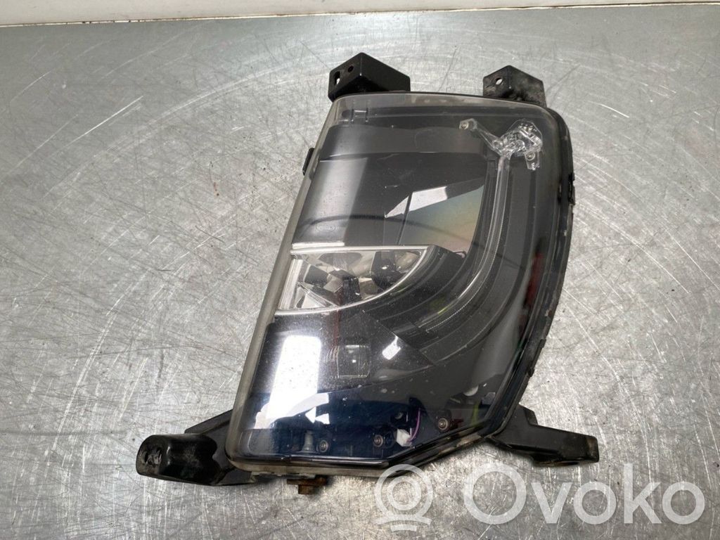 Tesla Model S Etusumuvalo 