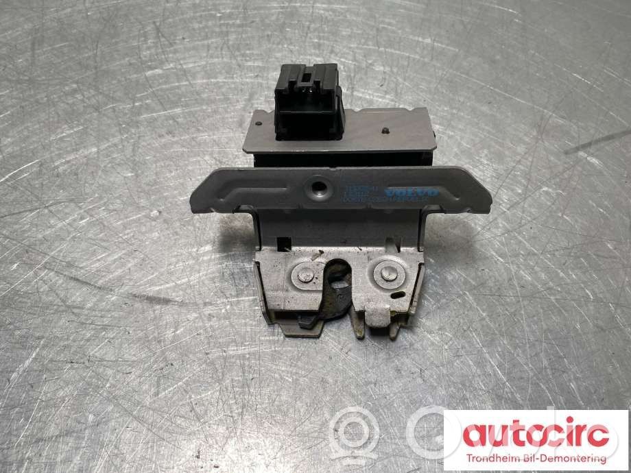 Volvo V70 Tailgate lock latch 