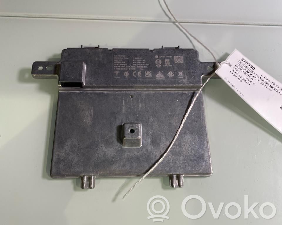 Tesla Model Y Juniper Wireless charging module 