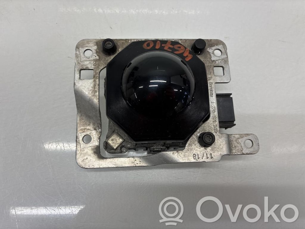 Audi e-tron Distronic sensor radar 