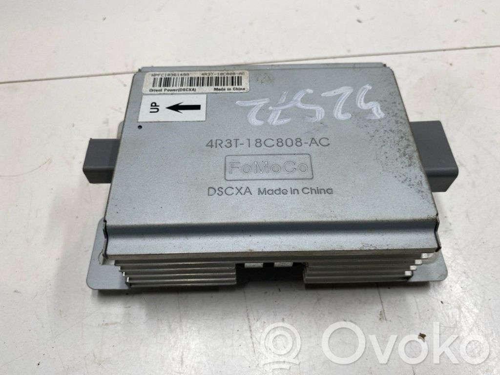 Ford Mustang V Amplificator sunet 