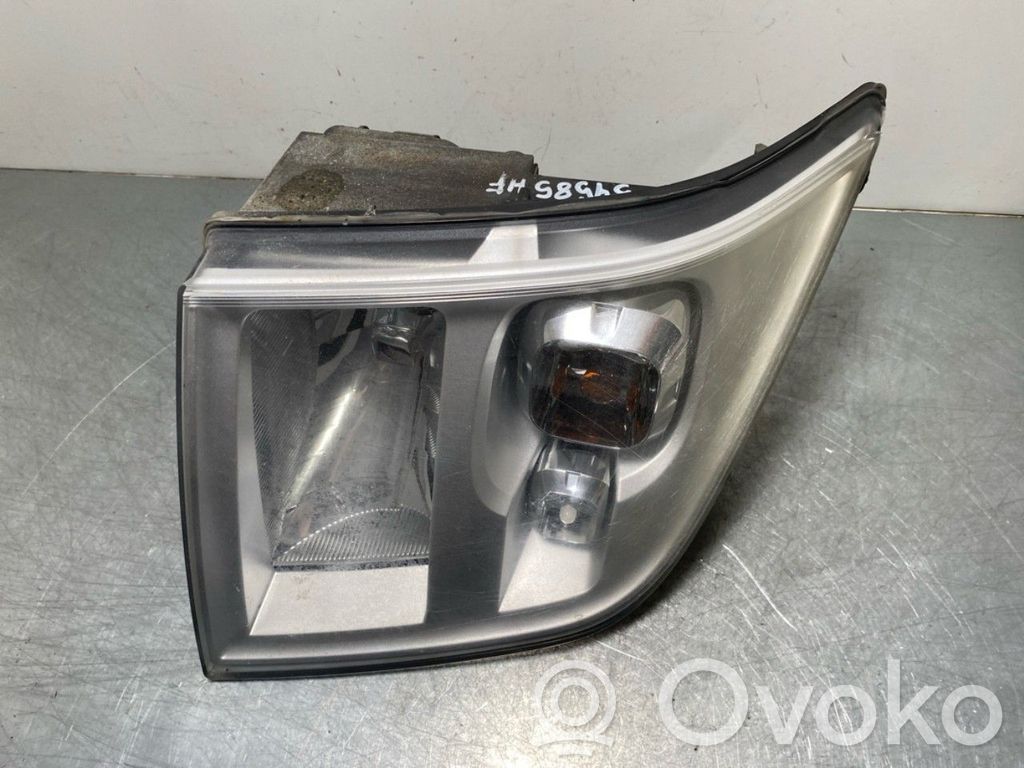 Ford Transit Etu-/Ajovalo 