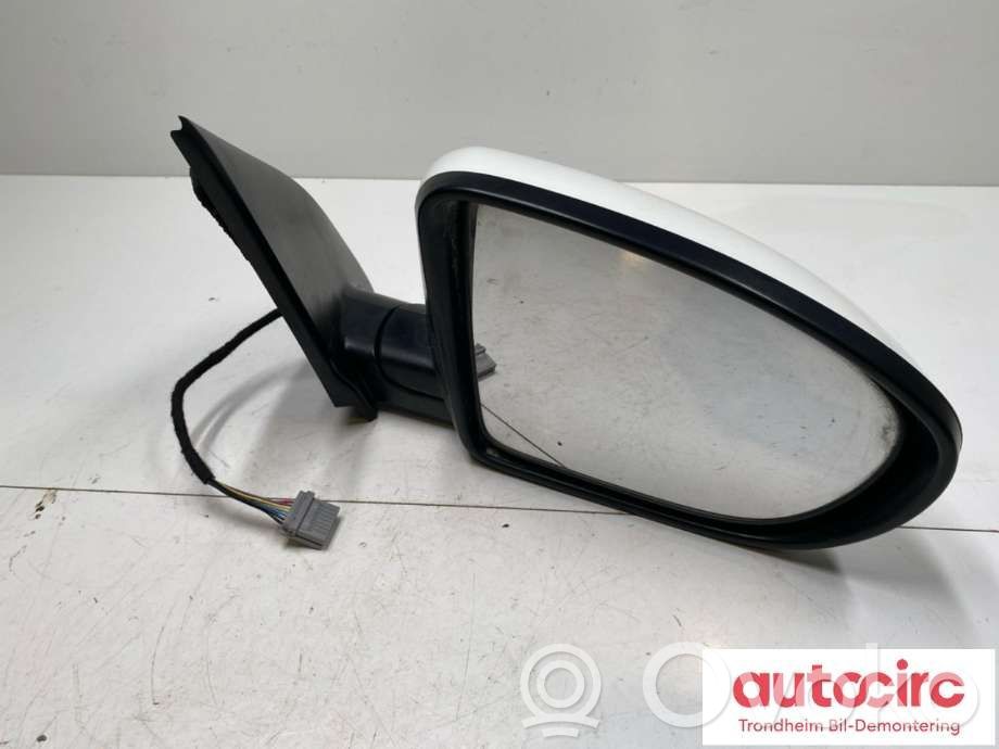 Nissan Qashqai Elektryczne lusterko boczne drzwi 