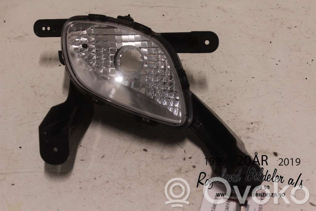 KIA Picanto Miglas lukturis priekšā 