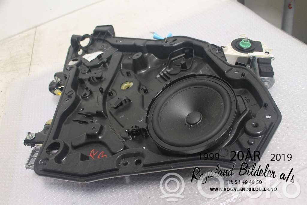 Mercedes-Benz CLA C117 X117 W117 Alzacristalli elettrico della portiera anteriore 