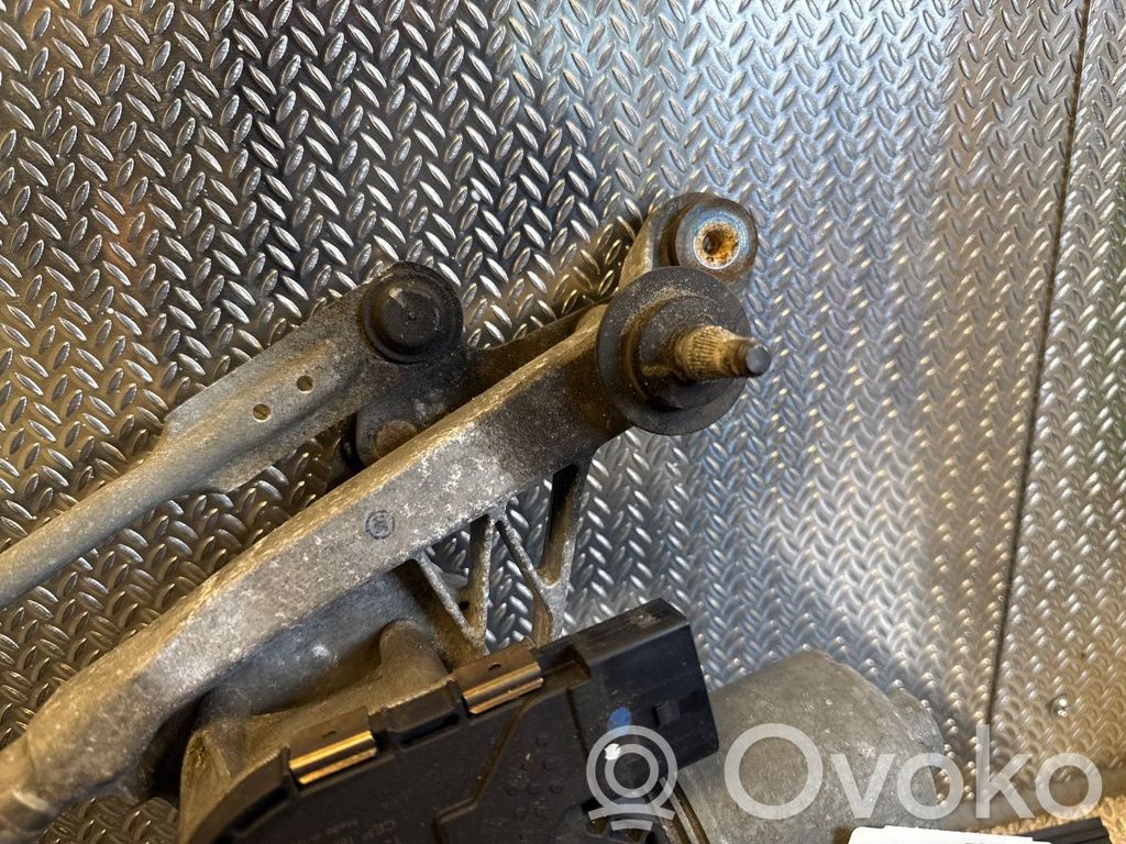 Audi A4 S4 B9 Wischergestänge vorne