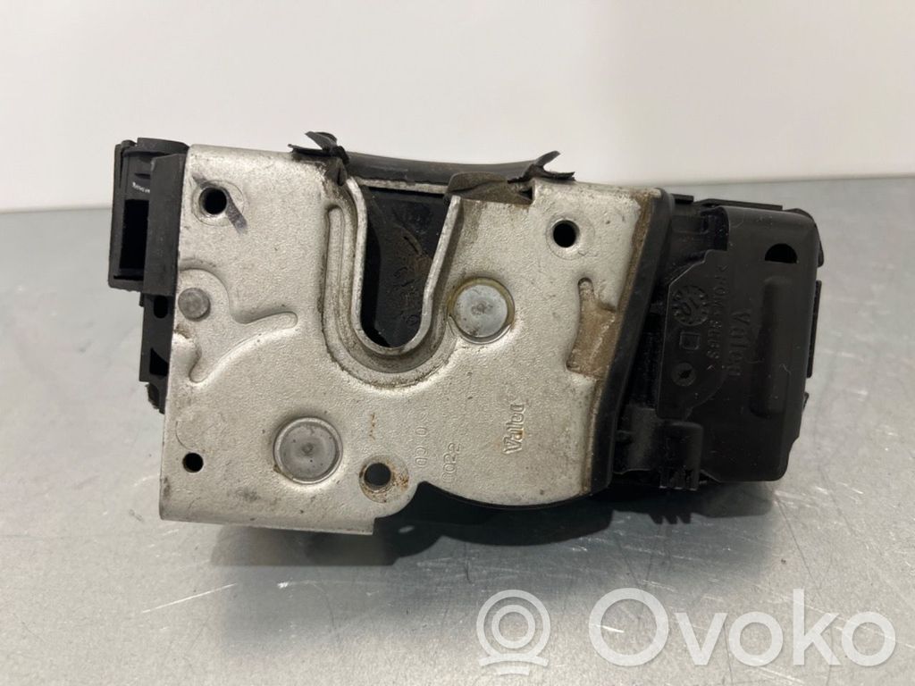 Saab 9-3 Ver2 Etuoven lukko