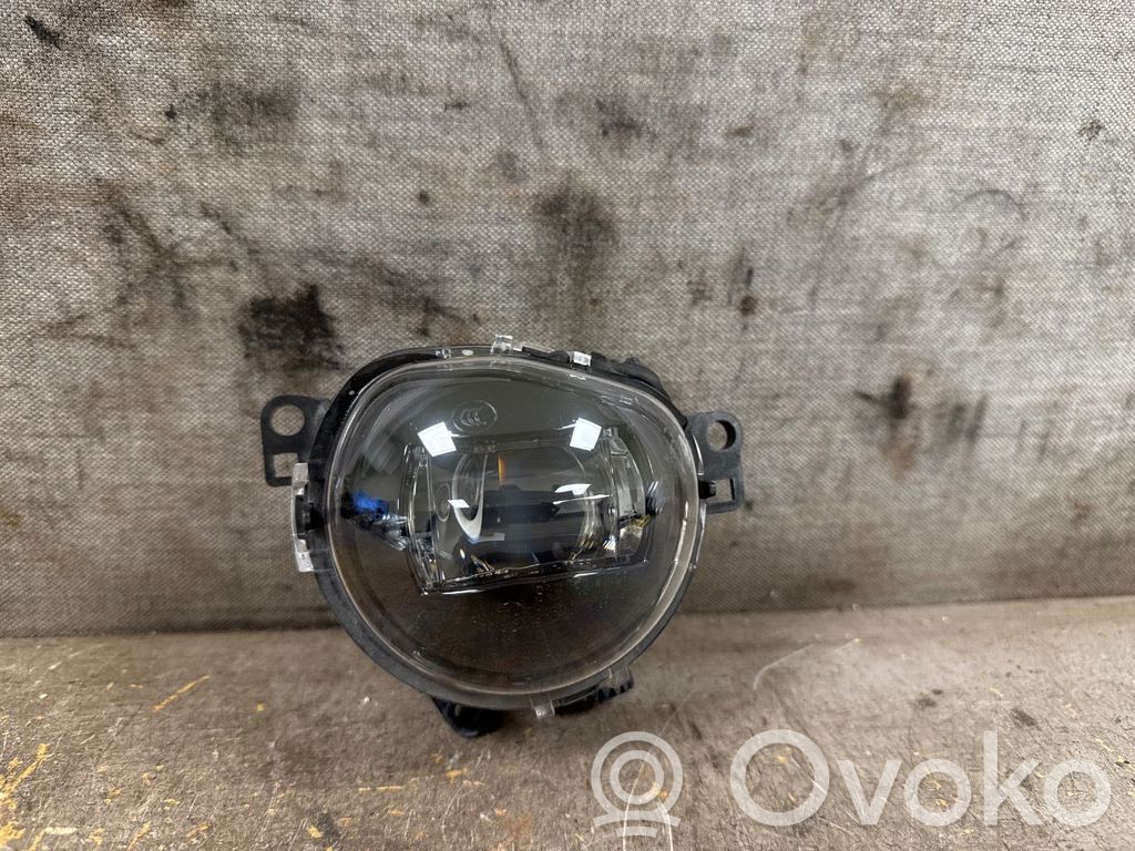 Volvo C40 Nebelscheinwerfer vorne 