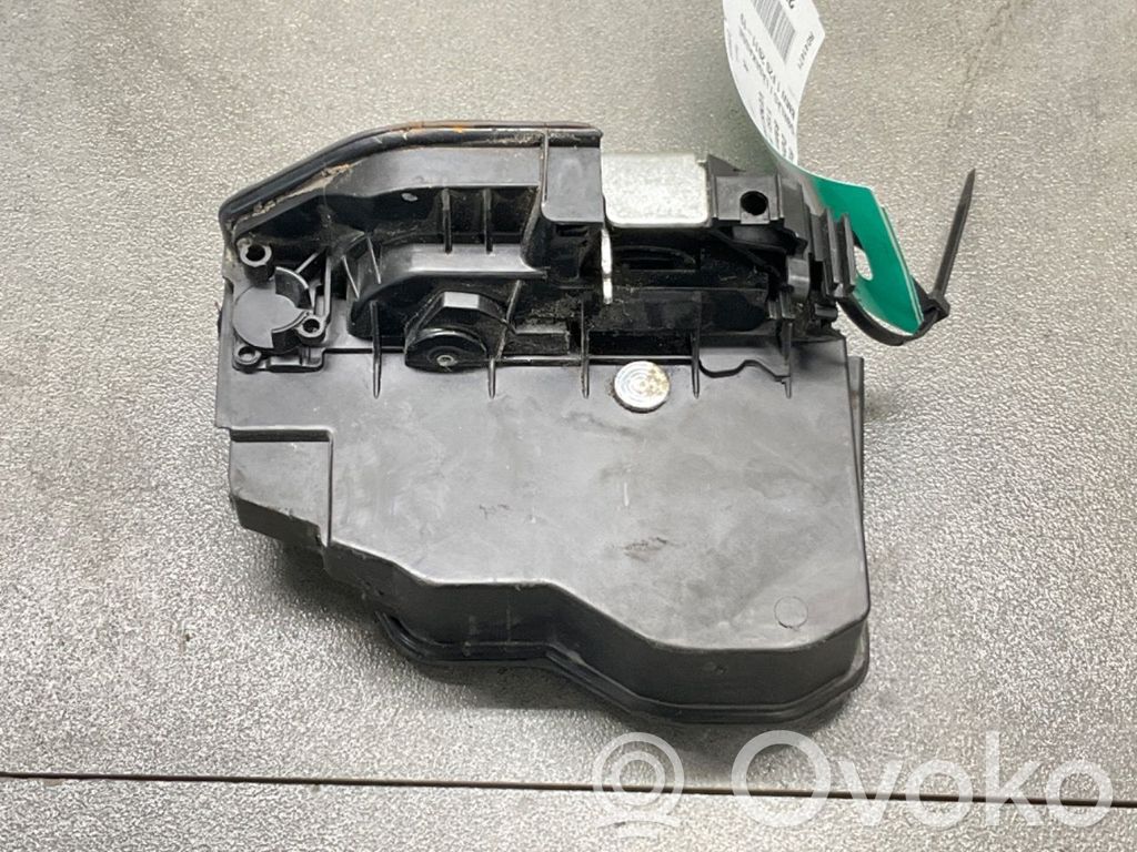 BMW 1 F20 F21 Încuietoare ușă față 