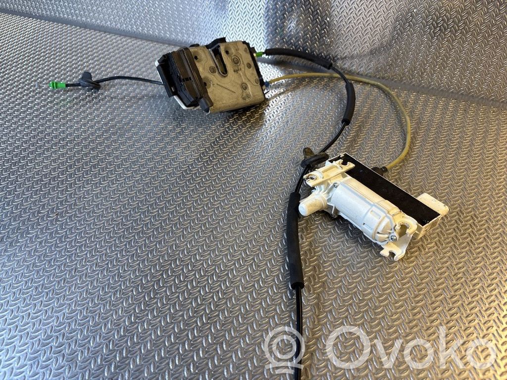 Tesla Model X Etuoven lukko 