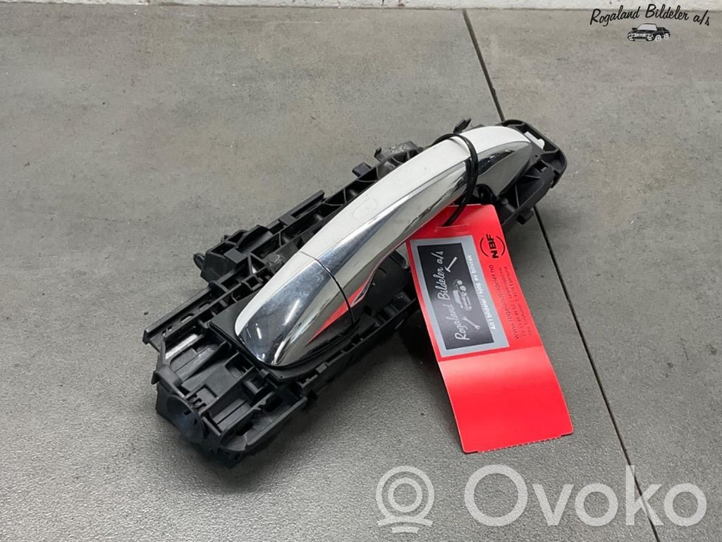 Mercedes-Benz EQB Maniglia esterna per portiera anteriore 