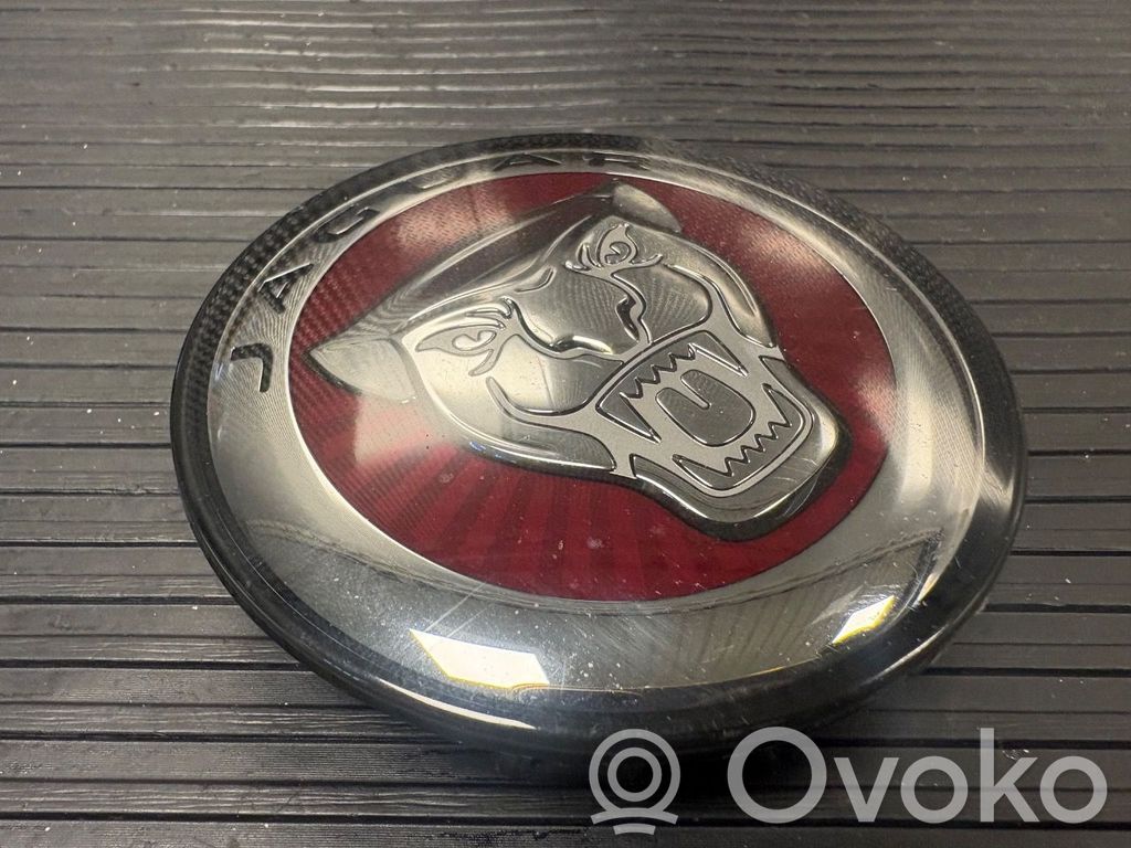 Jaguar I-Pace Ražotāja emblēma 