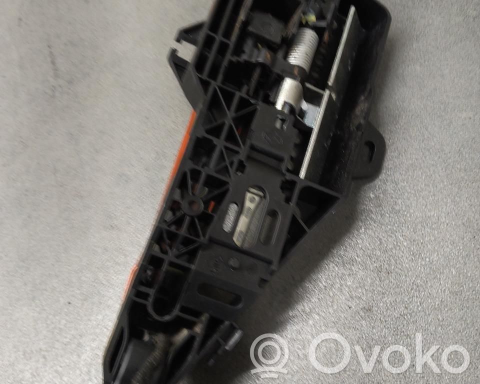 Renault Captur Poignée extérieure de porte avant 