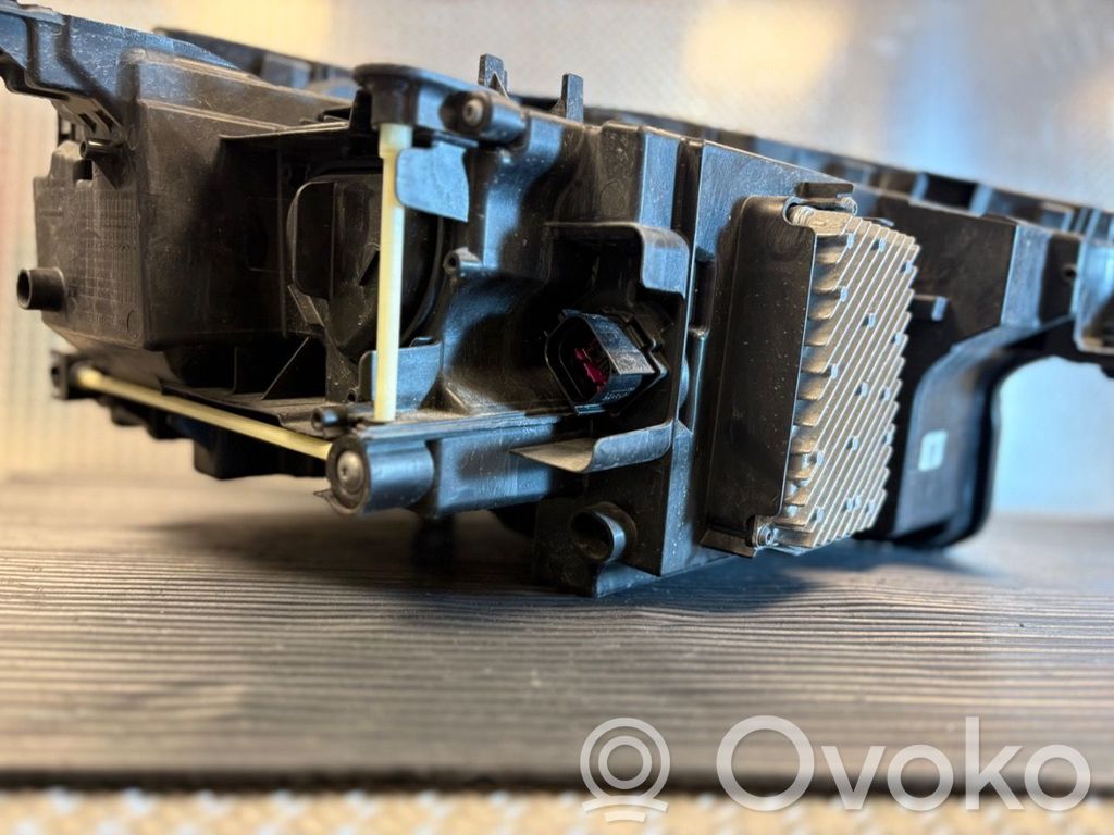 Audi Q4 e-tron Headlight/headlamp 