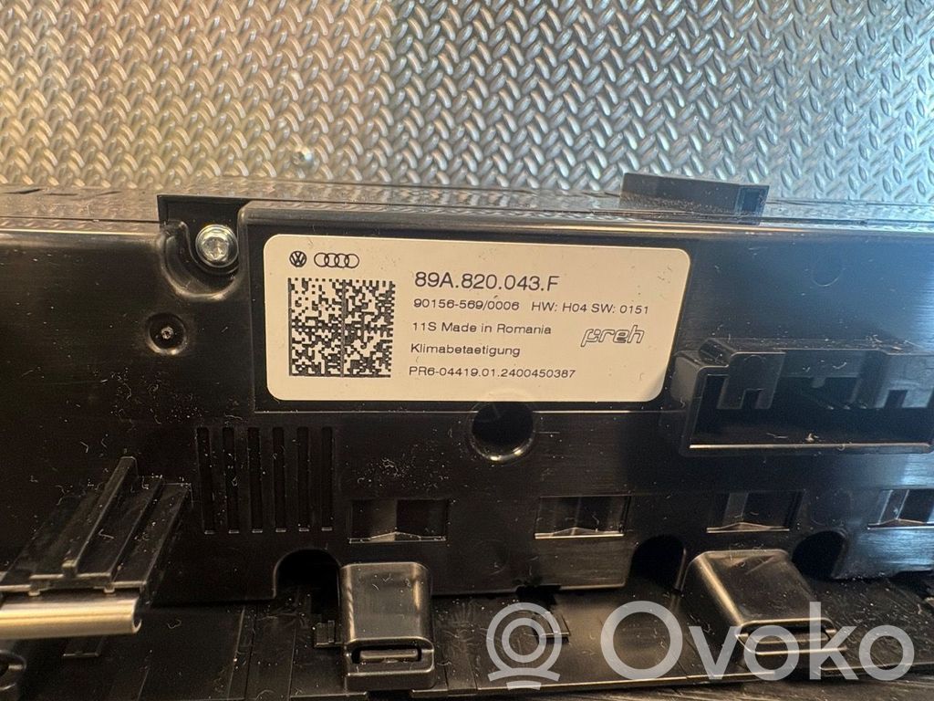 Audi Q4 e-tron Console centrale, commande chauffage/clim 