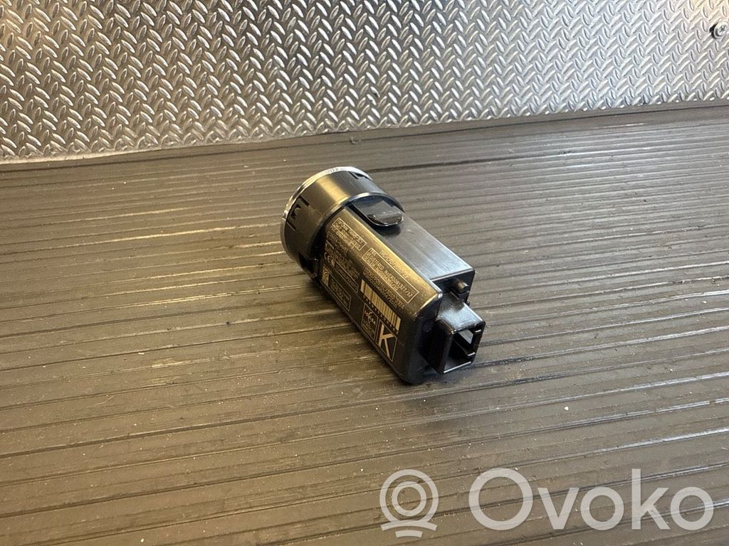 Toyota Yaris Interruptor de encendido/apagado del motor 