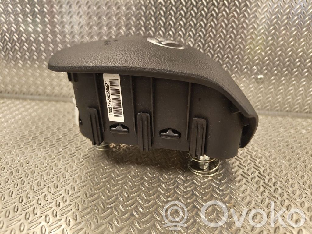 KIA Ceed Ohjauspyörän turvatyyny 