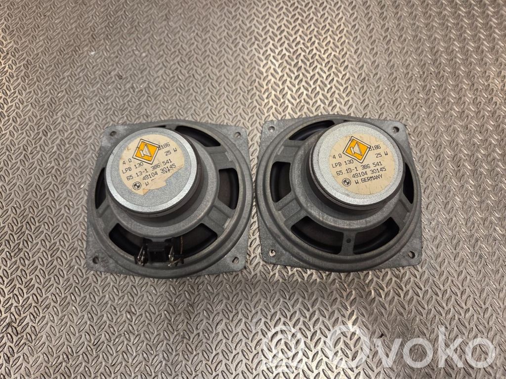 BMW 3 E30 Front door speaker 