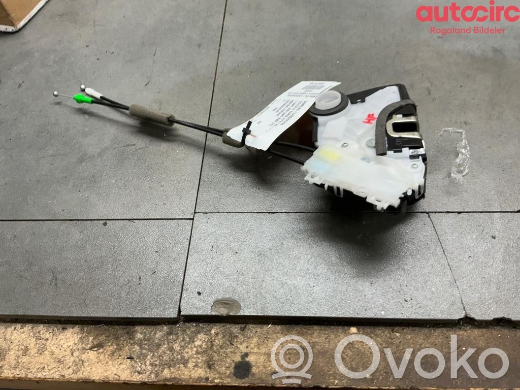 Toyota Yaris XP210 Încuietoare ușă față 
